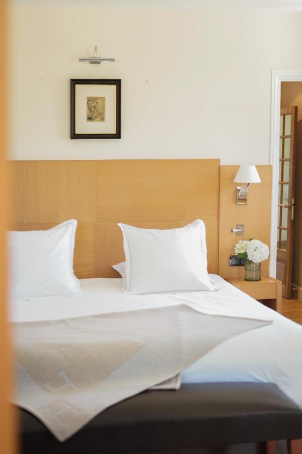 Hostellerie De เลอแวร์นัวส์ ภายนอก รูปภาพ