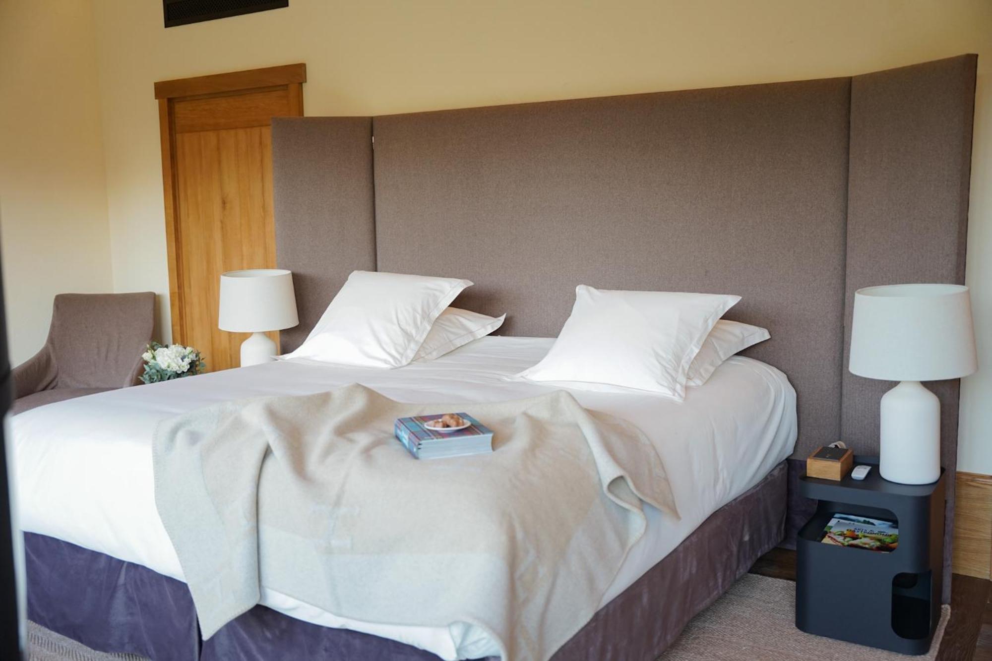 Hostellerie De เลอแวร์นัวส์ ภายนอก รูปภาพ