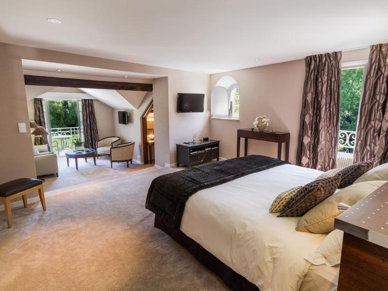 Hostellerie De เลอแวร์นัวส์ ภายนอก รูปภาพ